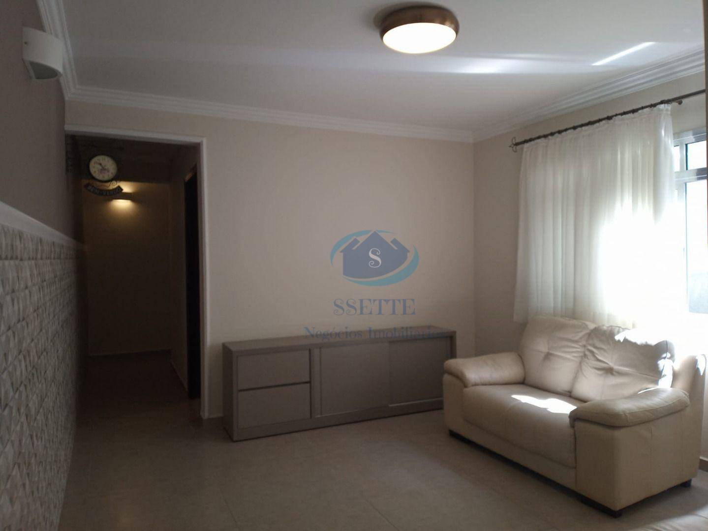 Apartamento à venda com 3 quartos, 118m² - Foto 1