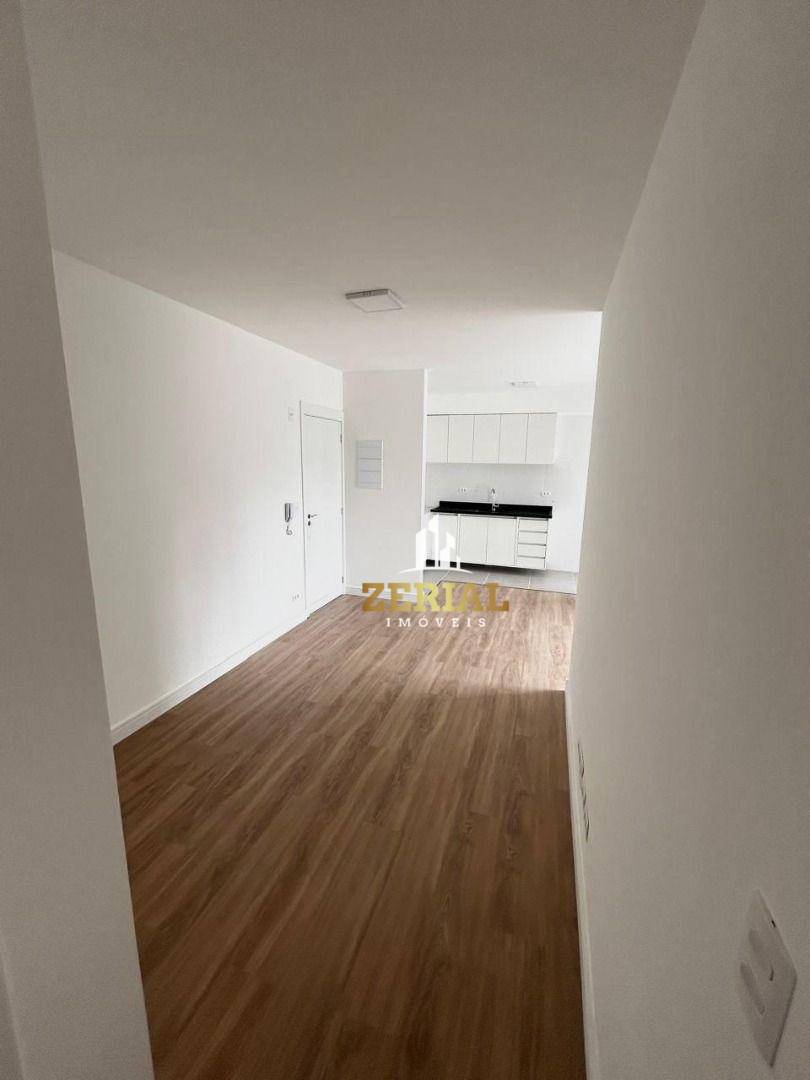 Apartamento para alugar com 2 quartos, 68m² - Foto 11