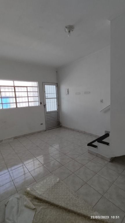 Sobrado à venda com 2 quartos, 75m² - Foto 8