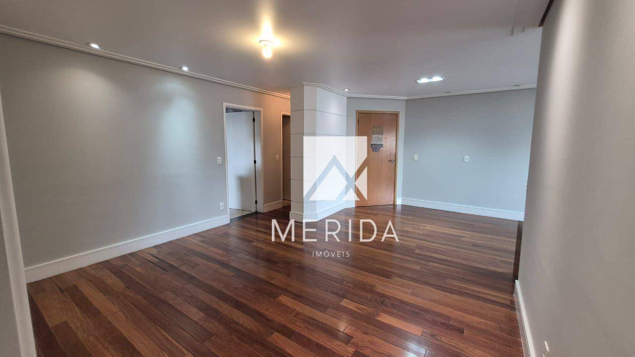 Apartamento para alugar com 3 quartos, 144m² - Foto 4