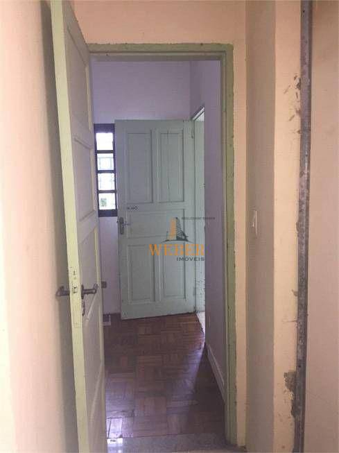 Casa à venda com 5 quartos, 250m² - Foto 35