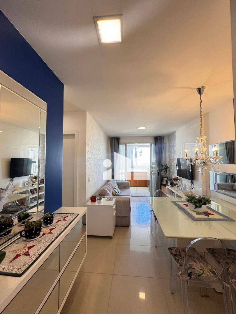 Apartamento à venda com 2 quartos, 82m² - Foto 8