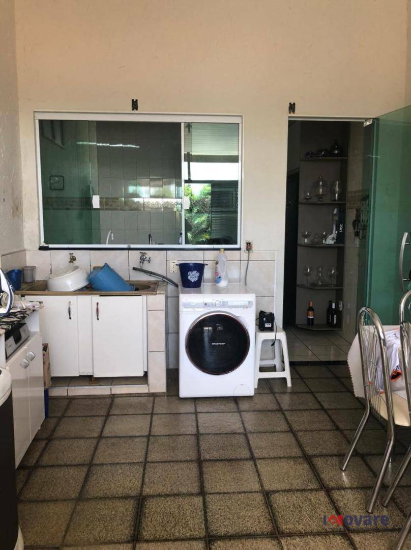 Casa à venda com 3 quartos, 180m² - Foto 5