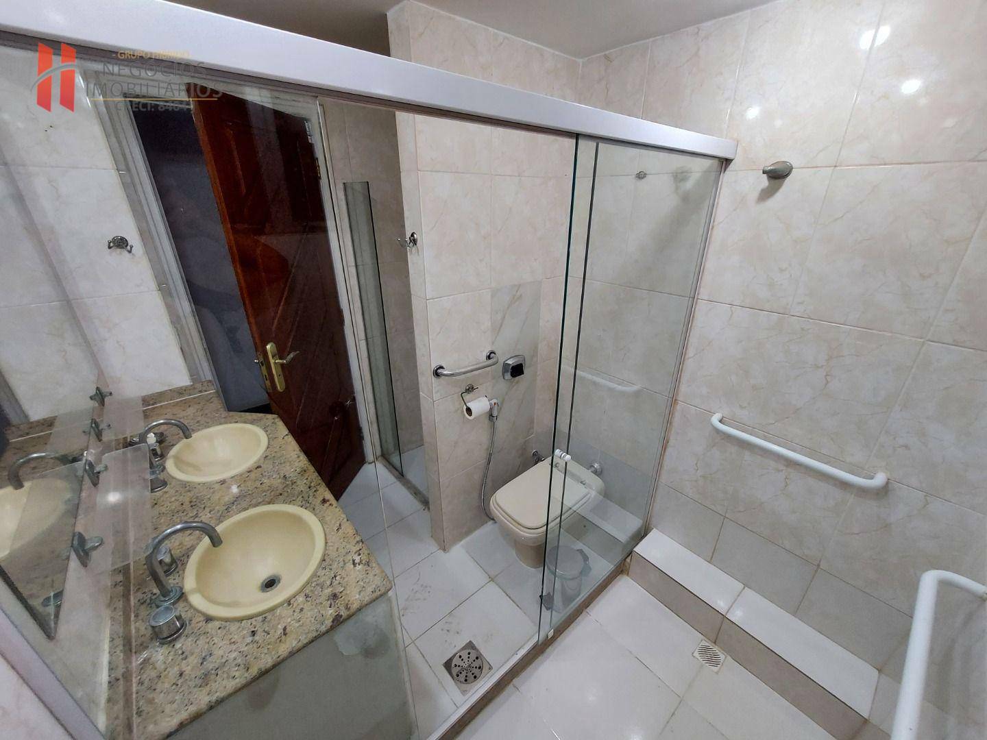 Apartamento à venda com 3 quartos, 210m² - Foto 21