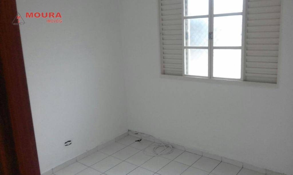 Apartamento à venda com 2 quartos, 60m² - Foto 11