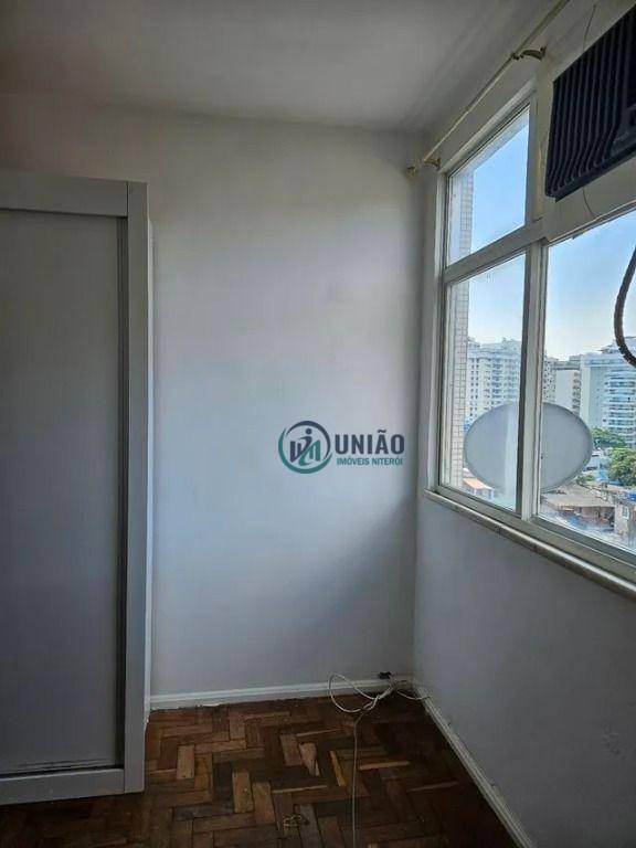 Apartamento à venda com 3 quartos, 98m² - Foto 8