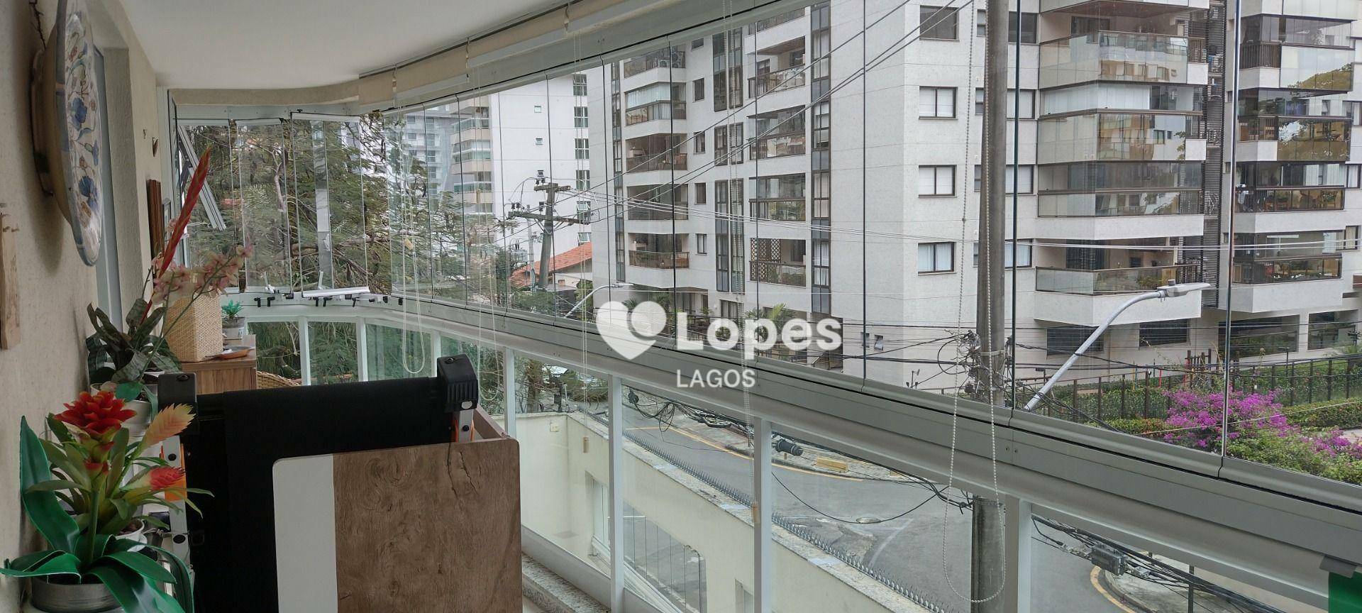 Apartamento à venda com 3 quartos, 124m² - Foto 2