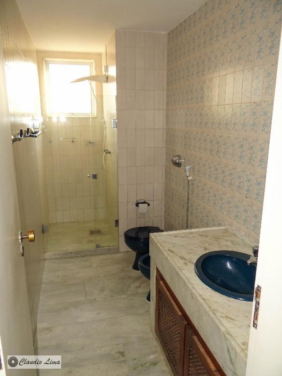 Apartamento à venda com 4 quartos, 200m² - Foto 34