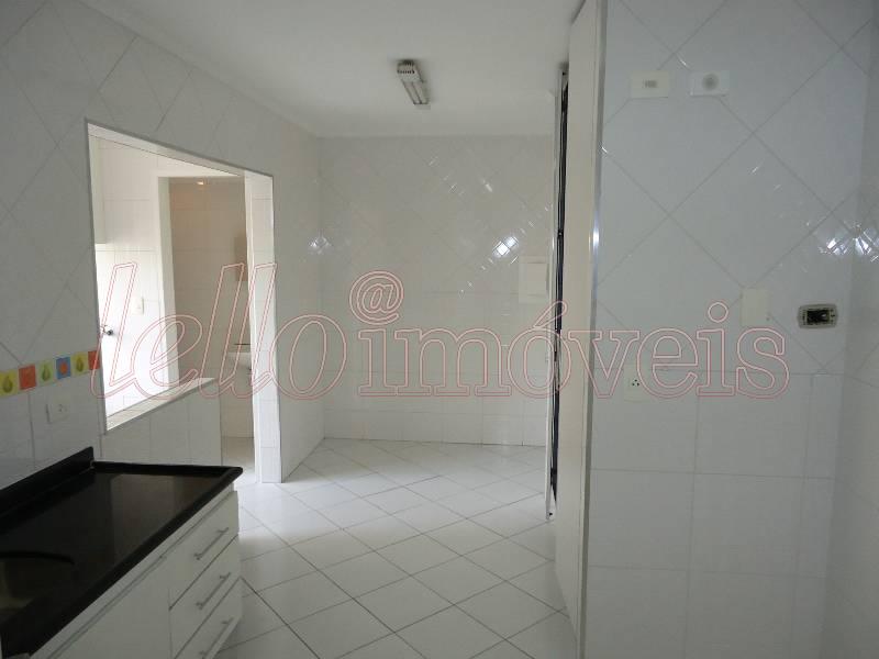 Apartamento para alugar com 3 quartos, 105m² - Foto 11