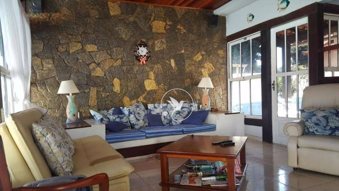 Casa à venda com 6 quartos, 260m² - Foto 15