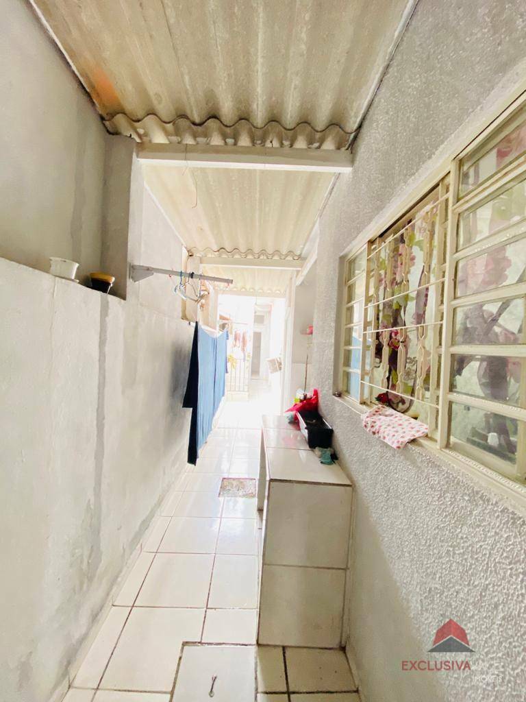 Casa à venda com 2 quartos, 97m² - Foto 11