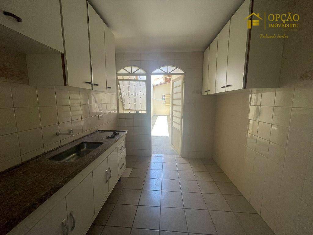 Casa à venda e aluguel com 3 quartos, 100m² - Foto 5