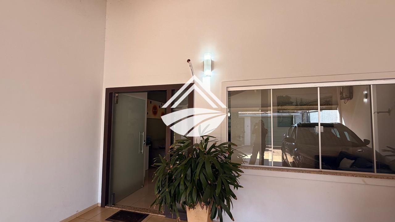 Casa à venda com 4 quartos, 372m² - Foto 4