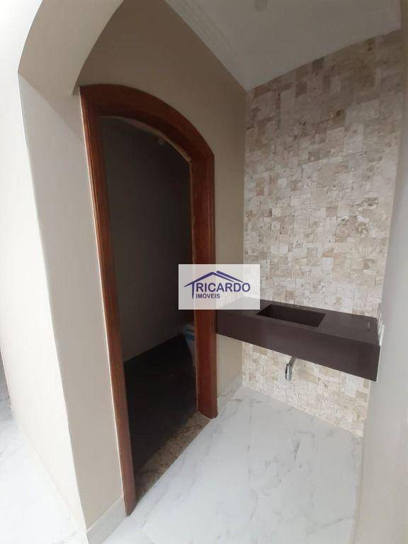 Sobrado à venda com 3 quartos, 300m² - Foto 48