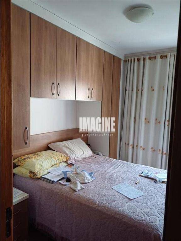 Sobrado à venda com 2 quartos, 49m² - Foto 4