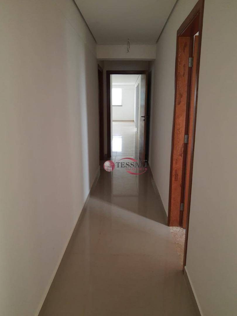 Apartamento à venda com 3 quartos, 245m² - Foto 4