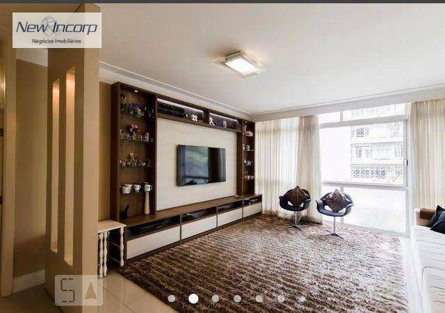 Apartamento à venda com 4 quartos, 238m² - Foto 1