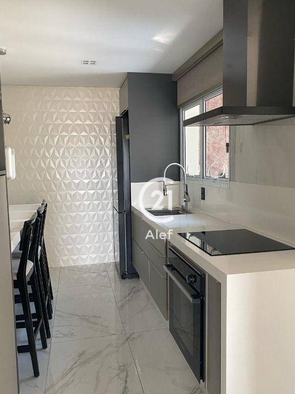 Apartamento à venda com 3 quartos, 144m² - Foto 10