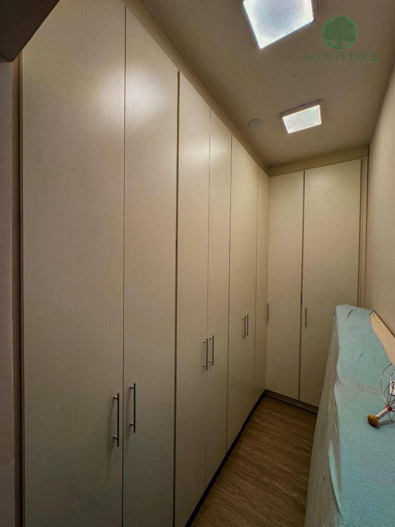 Casa à venda e aluguel com 3 quartos, 355m² - Foto 17