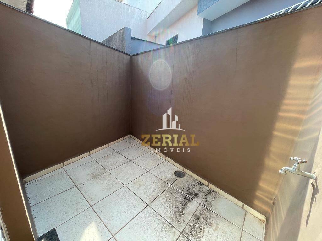 Sobrado à venda com 3 quartos, 230m² - Foto 24