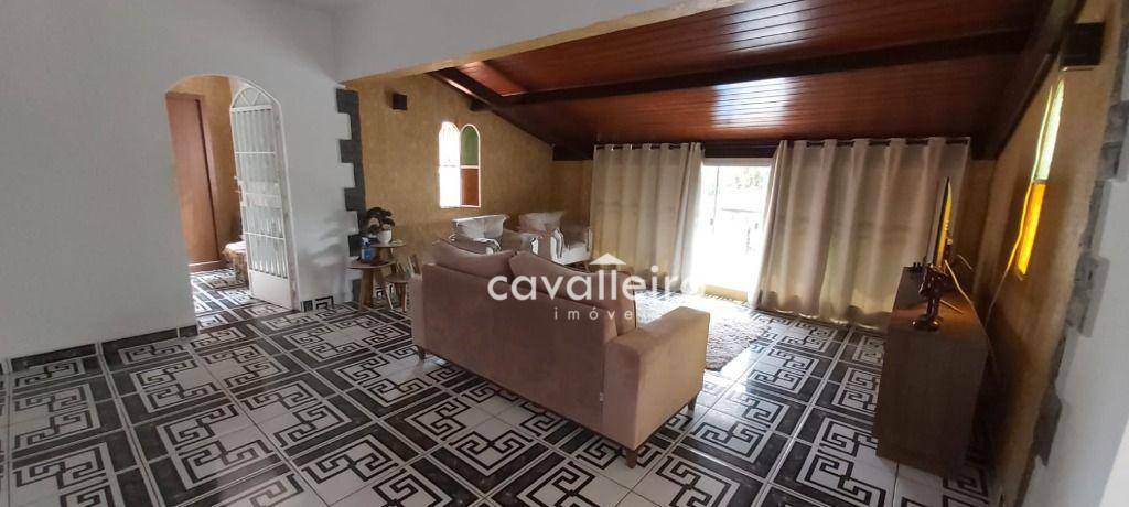 Casa à venda com 3 quartos, 151m² - Foto 18