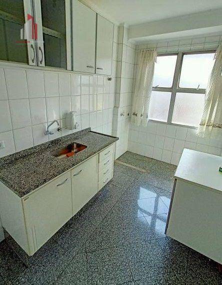 Apartamento à venda com 1 quarto, 49m² - Foto 12