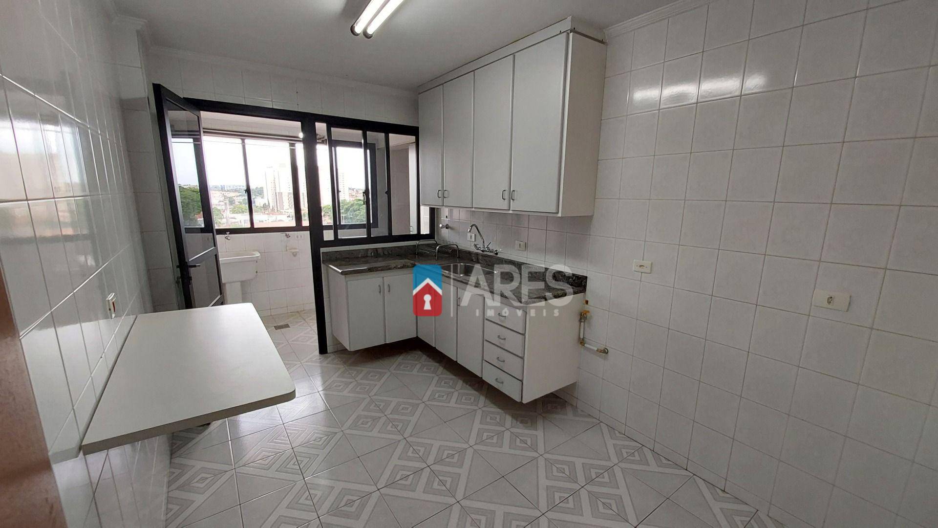 Apartamento para alugar com 3 quartos, 100m² - Foto 5