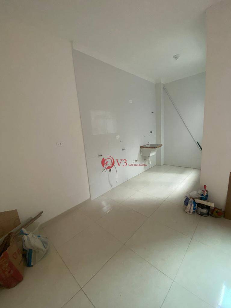 Apartamento à venda com 1 quarto, 27m² - Foto 2