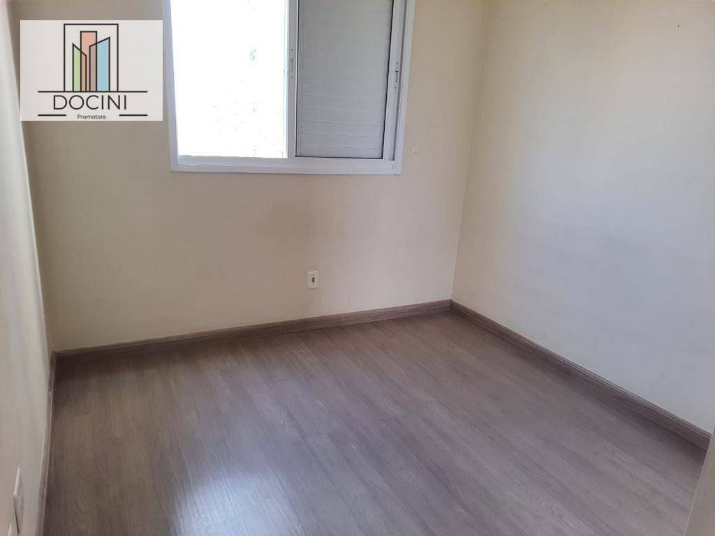 Apartamento à venda com 3 quartos, 125m² - Foto 3