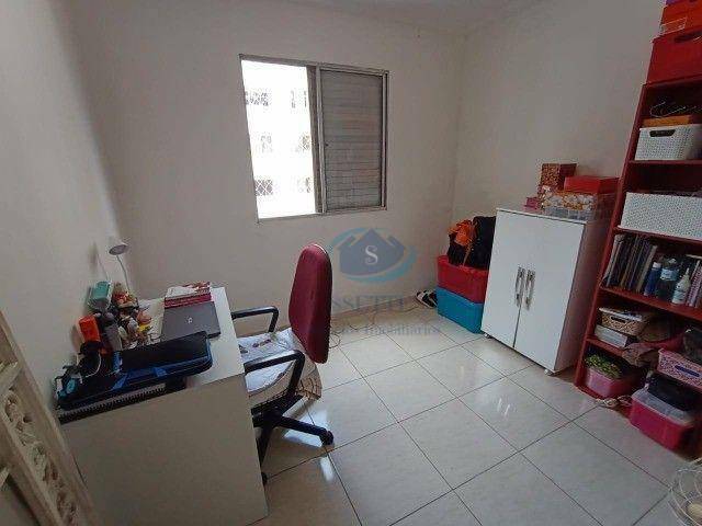 Apartamento à venda com 2 quartos, 65m² - Foto 3