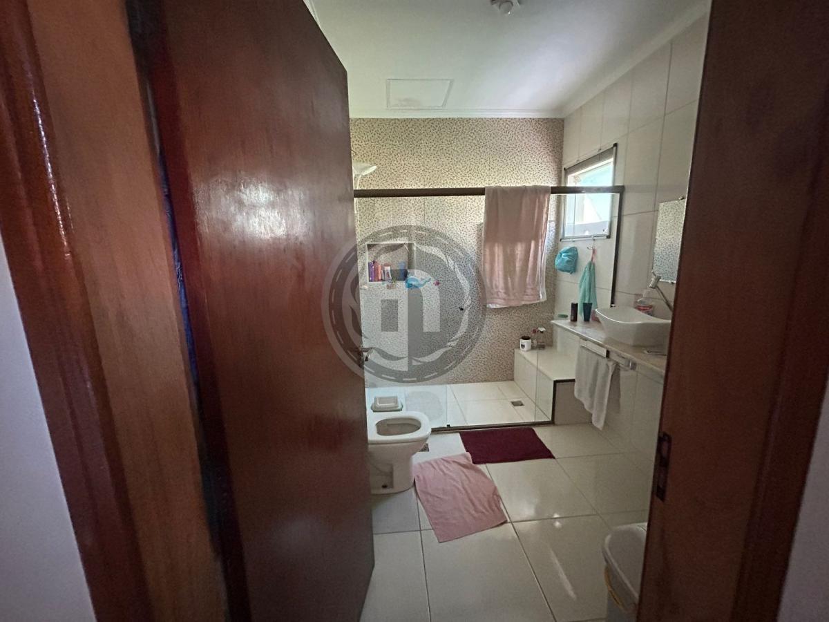 Casa de Condomínio à venda com 5 quartos, 308m² - Foto 43