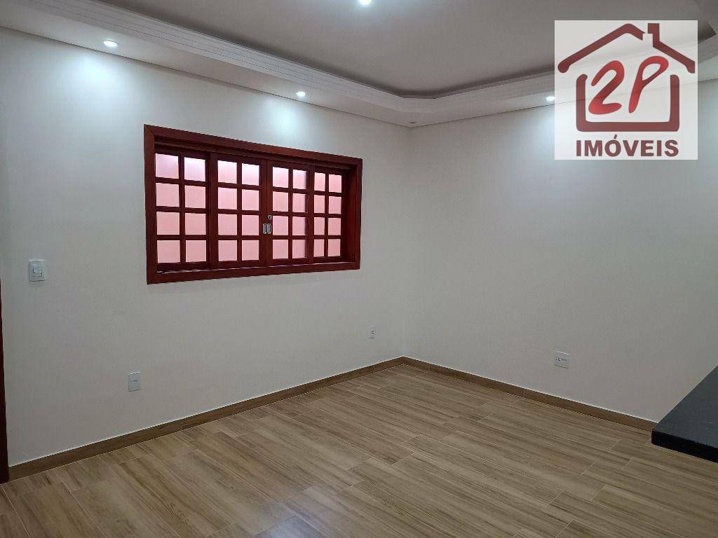 Casa à venda com 3 quartos, 110m² - Foto 3