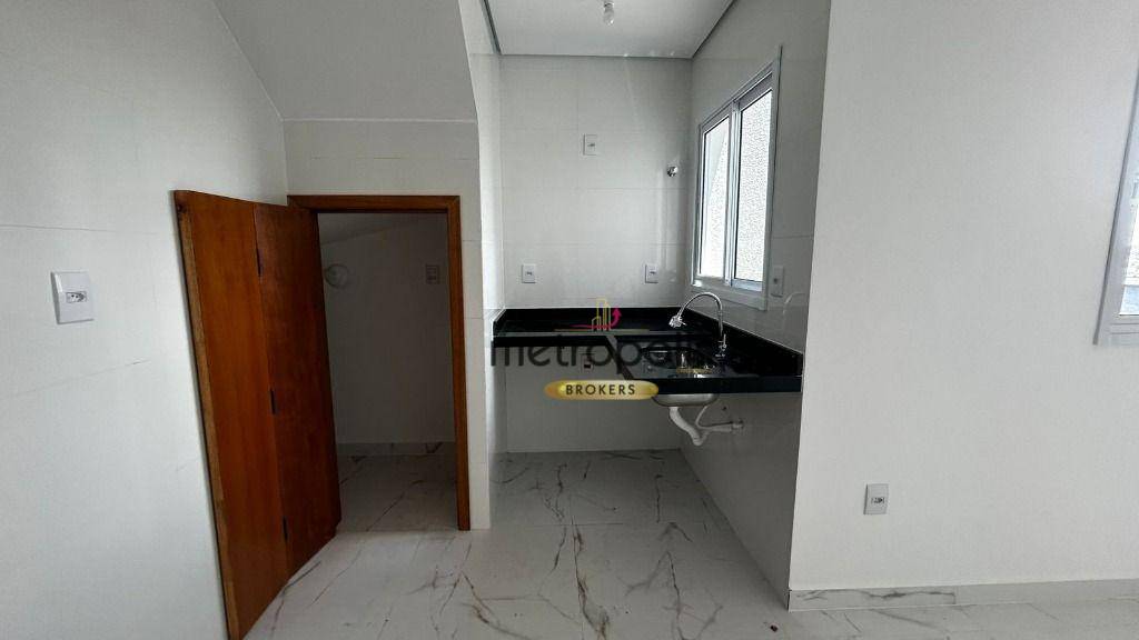 Cobertura à venda com 2 quartos, 106m² - Foto 2