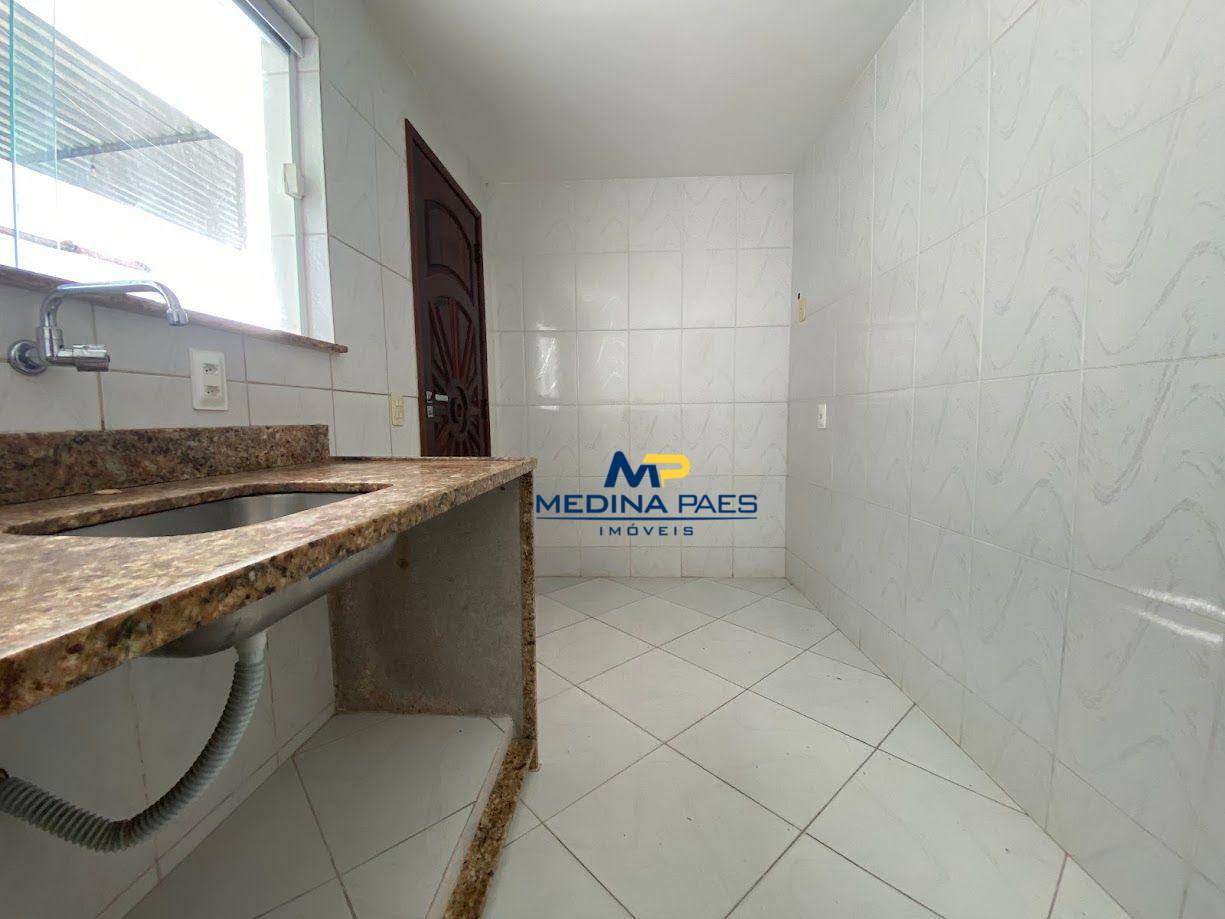 Casa à venda com 3 quartos, 106m² - Foto 11