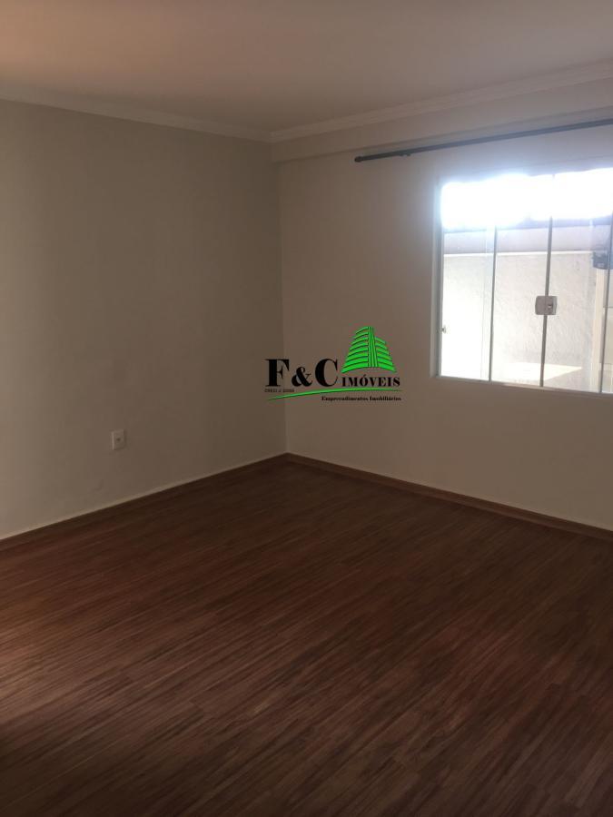 Casa à venda com 3 quartos, 250m² - Foto 6