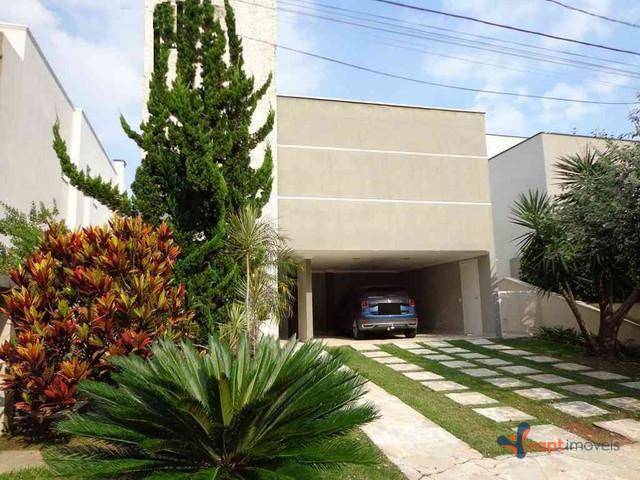 Sobrado à venda com 4 quartos, 350m² - Foto 1