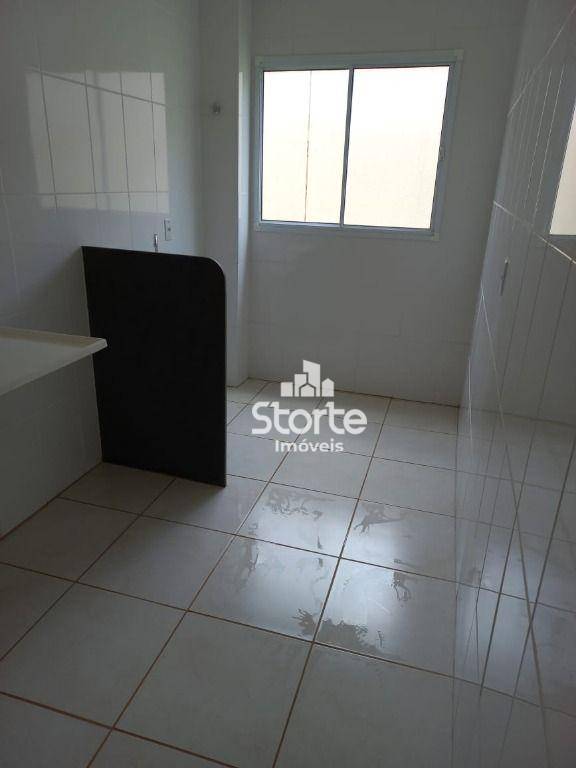 Apartamento à venda com 2 quartos, 45m² - Foto 3