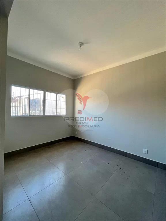 Casa à venda com 2 quartos, 235m² - Foto 15