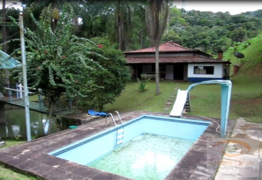 Sítio à venda com 3 quartos, 220m² - Foto 1
