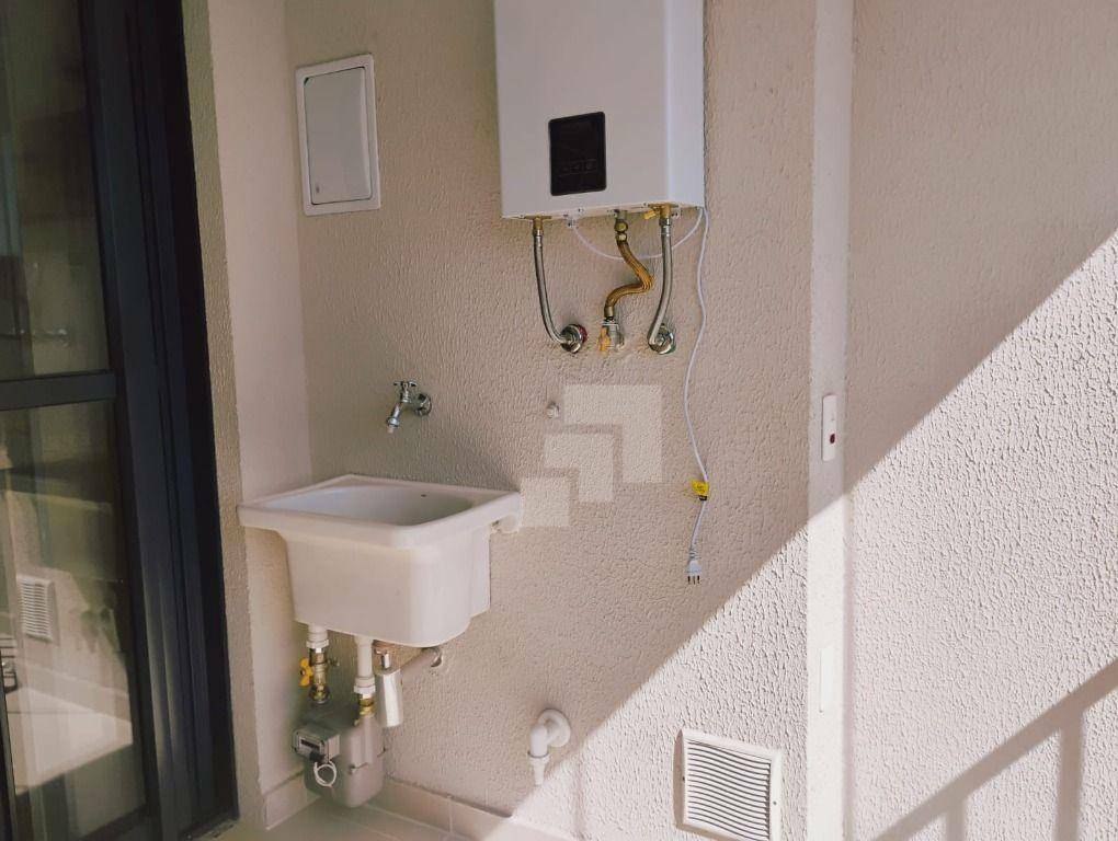 Apartamento para alugar com 2 quartos, 68m² - Foto 41