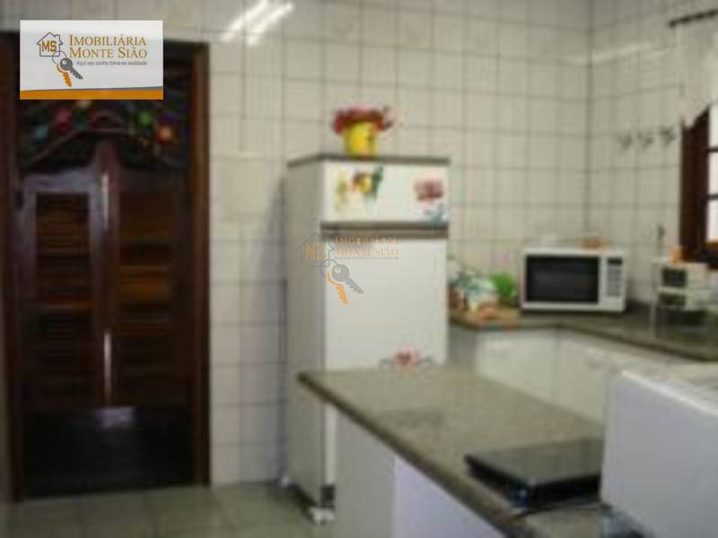 Sobrado à venda com 2 quartos, 155m² - Foto 3