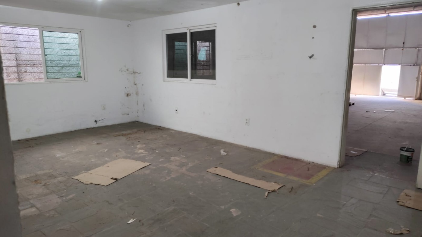 Depósito-Galpão-Armazém para alugar com 1 quarto, 1600m² - Foto 4