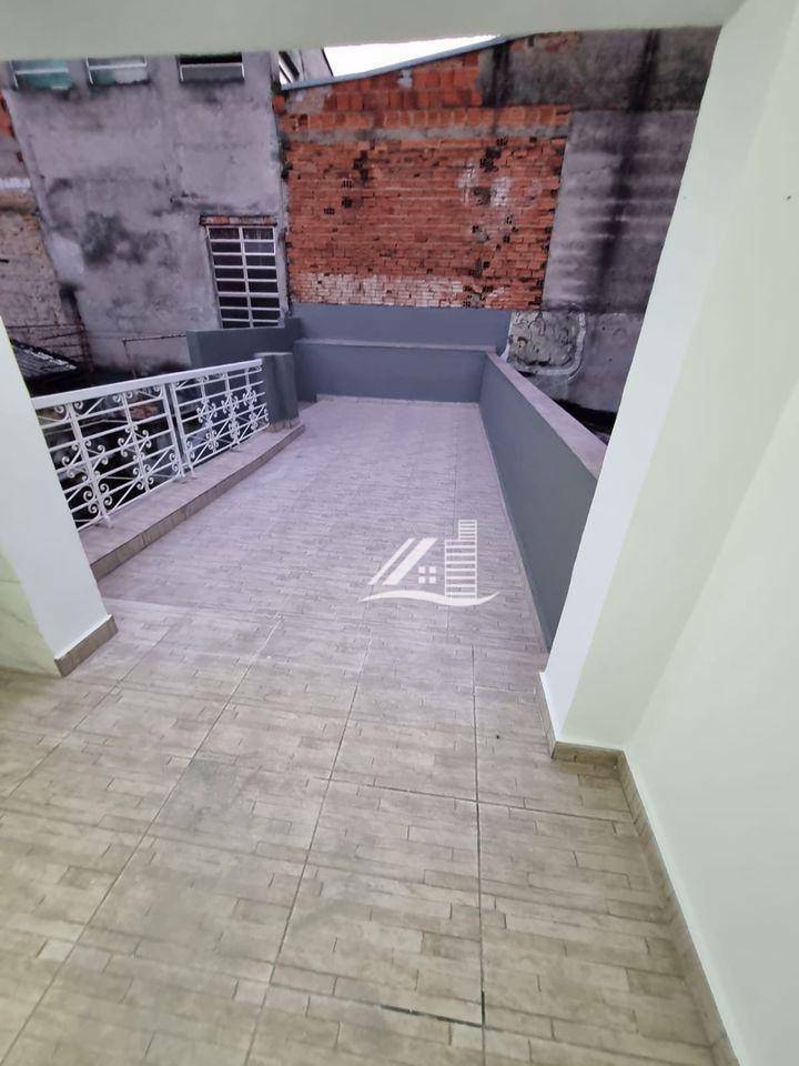 Casa à venda com 2 quartos, 100m² - Foto 2