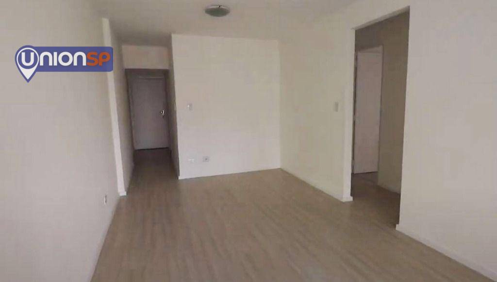 Apartamento à venda com 3 quartos, 73m² - Foto 2