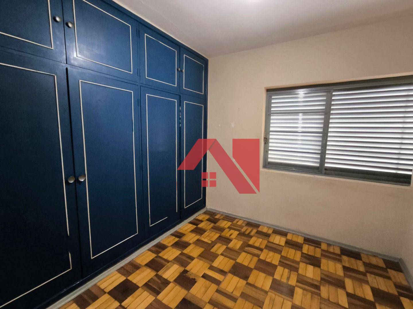 Casa para alugar com 2 quartos, 90m² - Foto 9