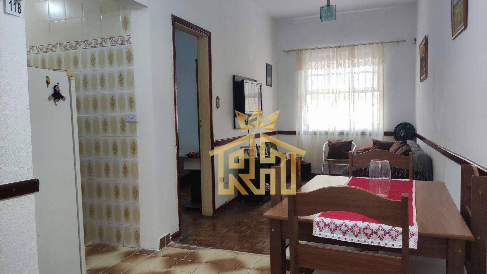 Apartamento à venda com 1 quarto, 42m² - Foto 1