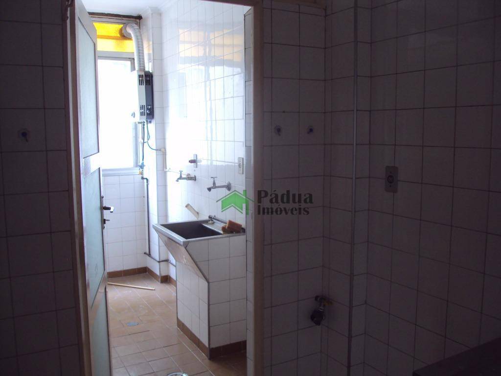 Apartamento à venda com 2 quartos, 70m² - Foto 18