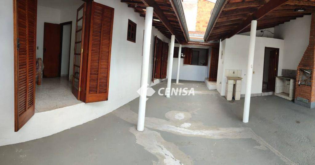 Casa à venda com 3 quartos, 178m² - Foto 5