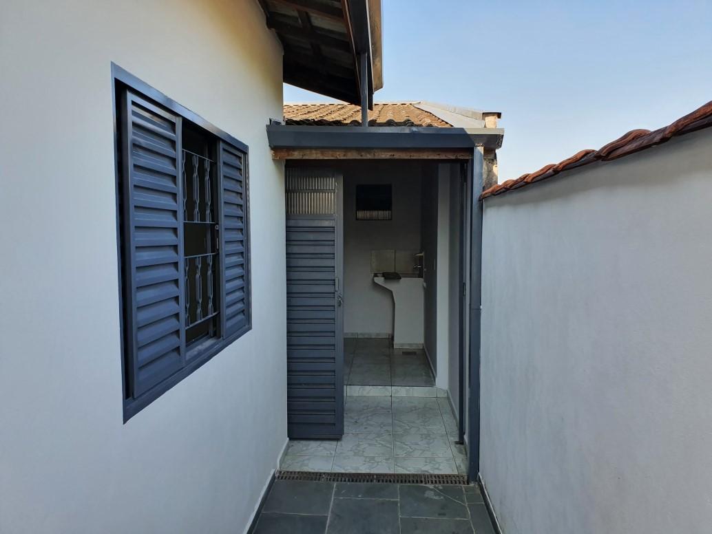 Casa à venda com 2 quartos, 150m² - Foto 16