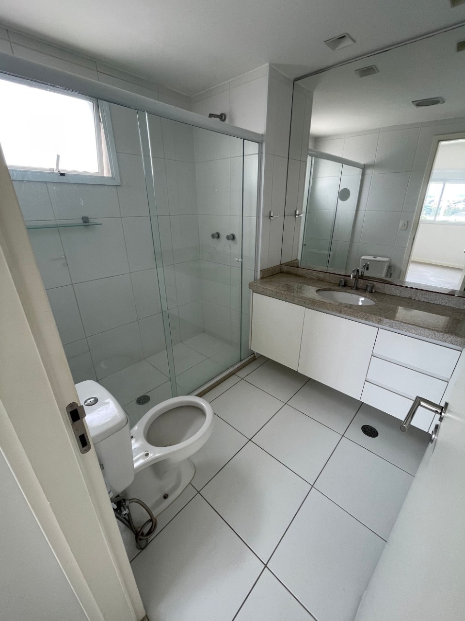 Apartamento à venda com 2 quartos, 67m² - Foto 4